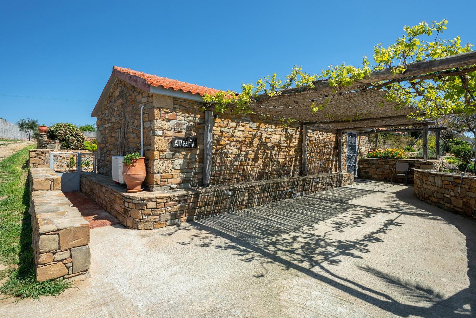 Ataraxia At Saravari Beach Agios Alexandros Exterior foto